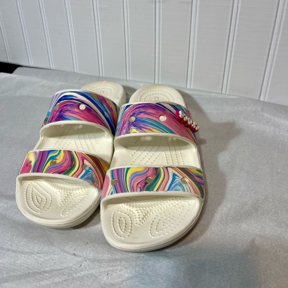 CROCS Multicolor Swirl Sandals